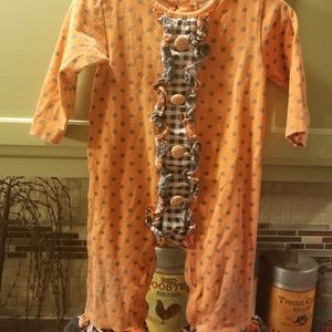 Ricrac & Ruffles outfit w headband, 6 to 9 mos